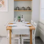Plac Zbawiciela - 2 Rooms, 4 Beds - Sleeps 6 Comfortably Lejlighed Warszawa