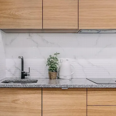 Plac Zbawiciela - 2 Rooms, 4 Beds - Sleeps 6 Comfortably Apartman