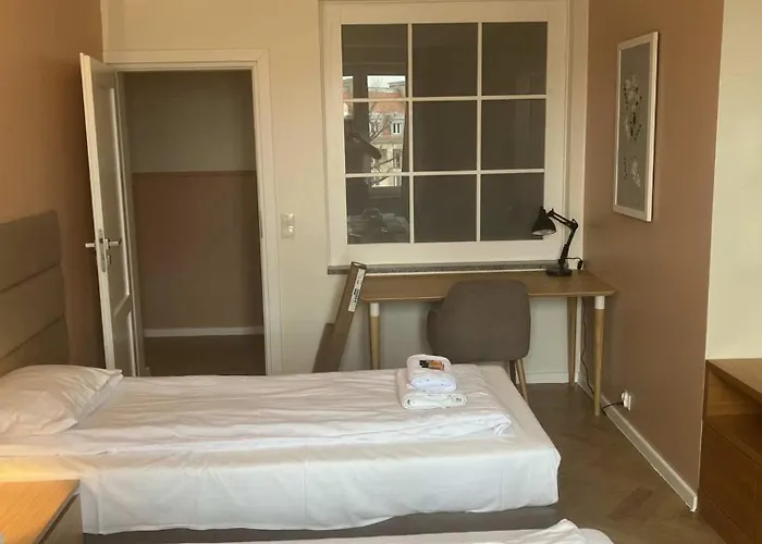 Apartament Plac Zbawiciela - 2 Rooms, 4 Beds - Sleeps 6 Comfortably Warszawa