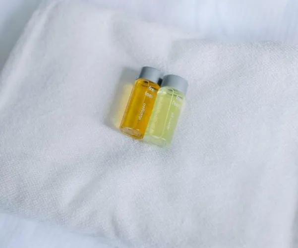 Apartament Plac Zbawiciela - 2 Rooms, 4 Beds - Sleeps 6 Comfortably *