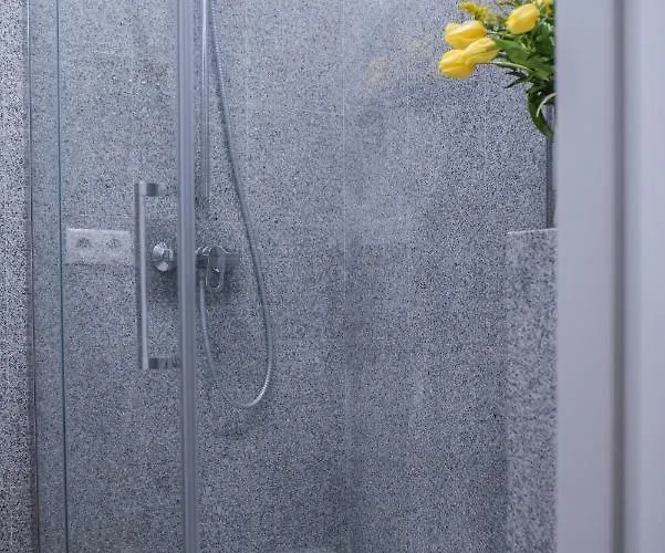 Apartament Plac Zbawiciela - 2 Rooms, 4 Beds - Sleeps 6 Comfortably Warszawa