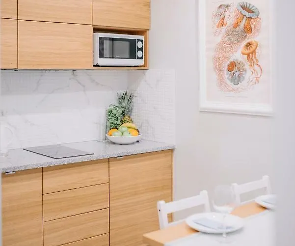 Plac Zbawiciela - 2 Rooms, 4 Beds - Sleeps 6 Comfortably Apartament Warszawa